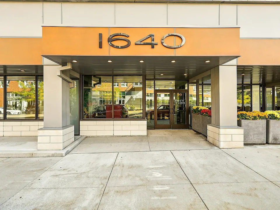 Rhythm Exterior