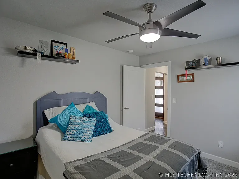 18619 E 46th St S — Photo 10