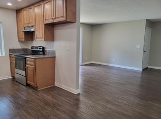 185 Mesa Dr APT 101B, Costa Mesa, CA 92627