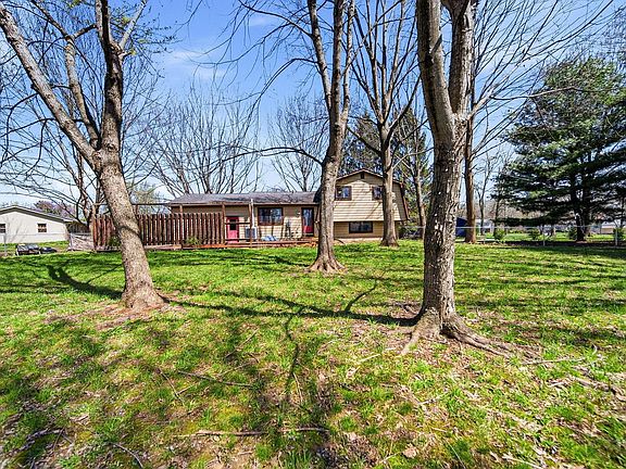 4th image of 11781 Covington Ct NW