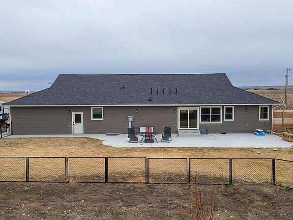 2nd image of 126 Jefferson Rd