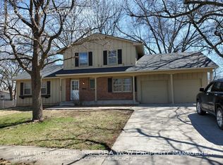 3024 SW Boswell Ave, Topeka, KS 66611