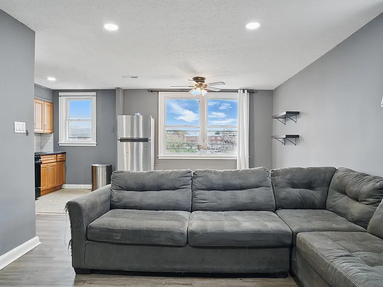 1452 Hellerman St #2 — Photo 3