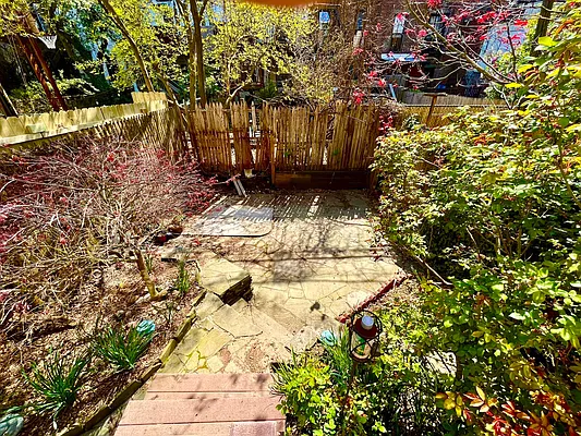 Rented by Brown Harris Stevens | media 44