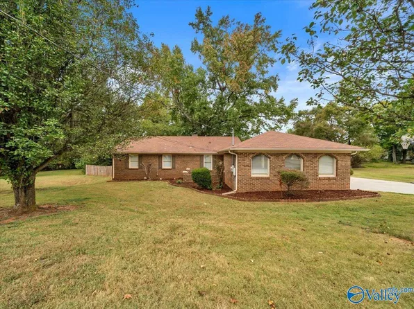 307 Big Oak Ln, Madison, AL 35758