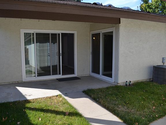 3rd image of 1173 Stonewall Cir