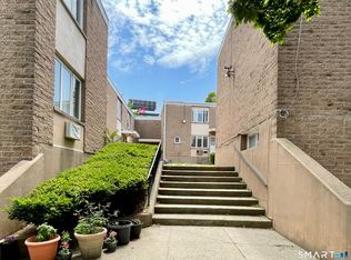Wooster Court, New Haven, CT 06511