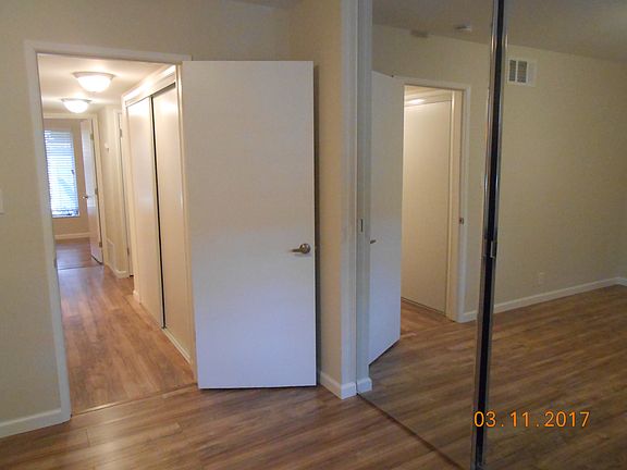 New Floor to Ceiling Mirrored Doors