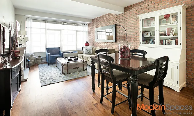 Sold by Modern Spaces | media 1