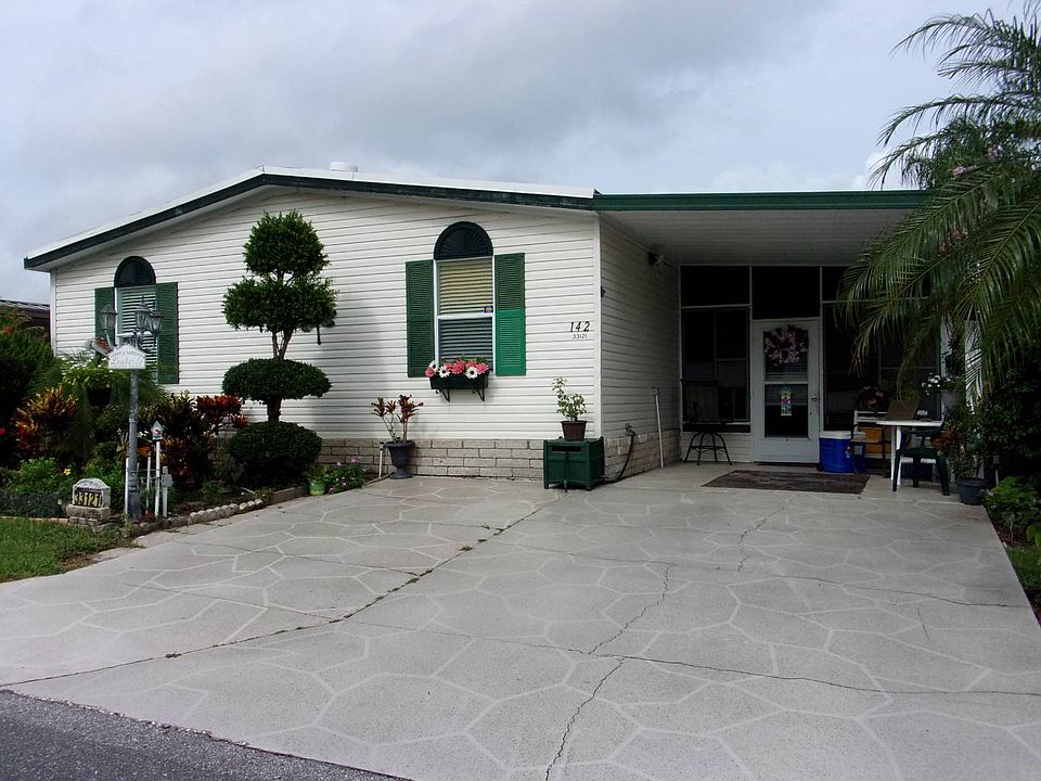 1st image of 33121 Dockside Ln #142