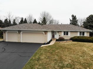 7138 Moss Canyon Rd, Cherry Valley, IL 61016