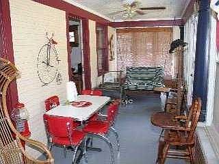 2nd image of 2627 Scottwood Ave