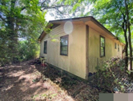 2nd image of 114 Byrum Ln