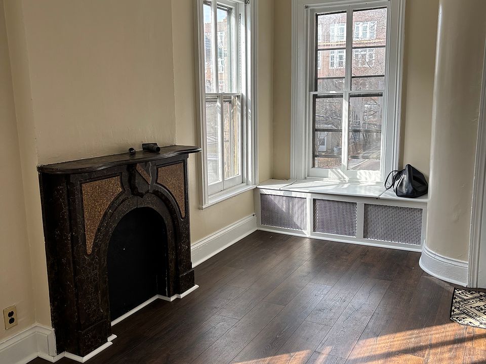 1st image of 274 N Washington St Floor 2