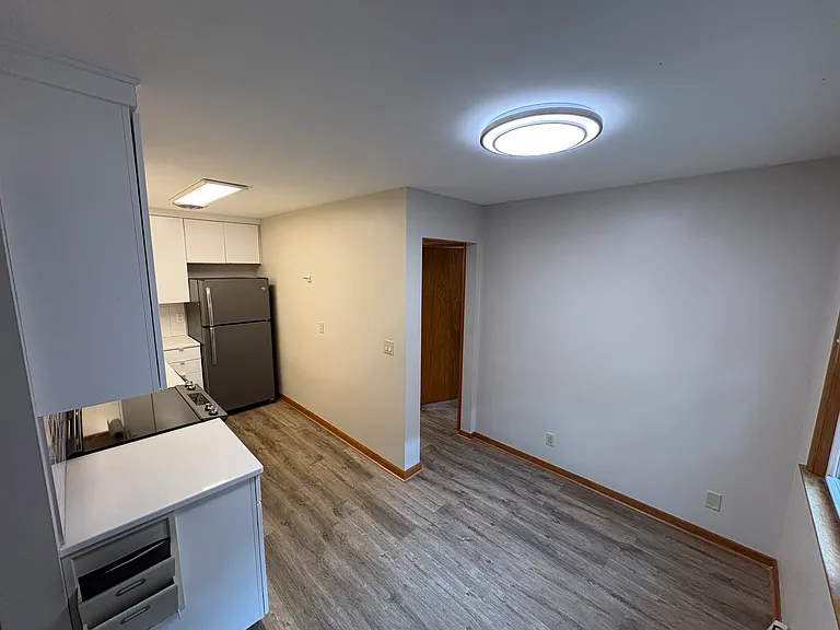 4220 Ingersoll Ave #202 — Photo 5