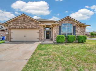 9801 Shallow Creek Dr, Waco, TX 76708
