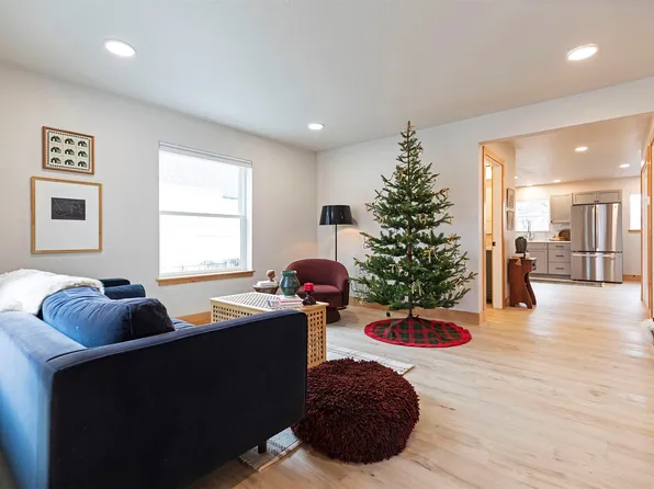 1615 S 11th St W, Missoula, MT 59801