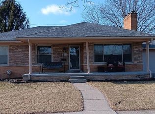 30605 Champine St, Saint Clair Shores, MI 48082