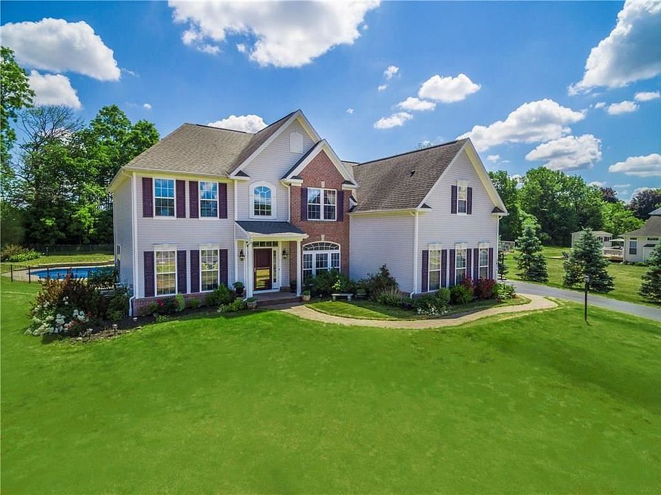 1st image of 367 Stonefield Ln