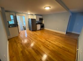 66 Beacon St