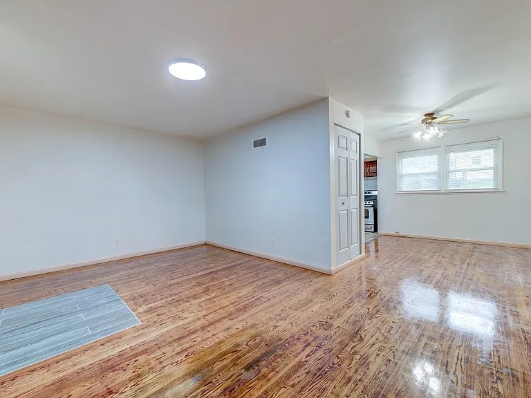 4469 Mohegan Dr — Photo 8