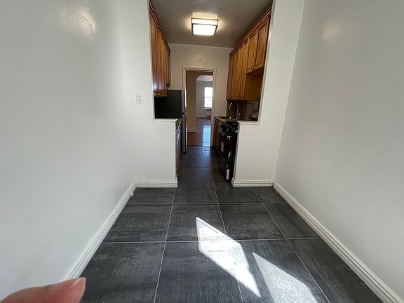 3rd image of 114-06 Queens Blvd #Dd8
