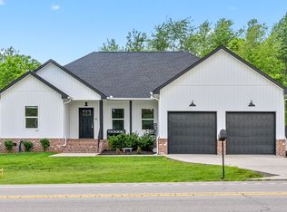 7143 Highway 41a, Pleasant View, TN 37146