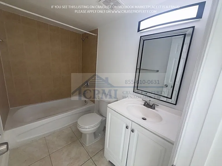 1095 W 77 St Hialeah, FL 33014 — Photo 22