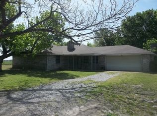 655 Lcr 463, Mexia, TX 76667