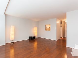 210 E Ohio St #1225, Chicago, IL 60611
