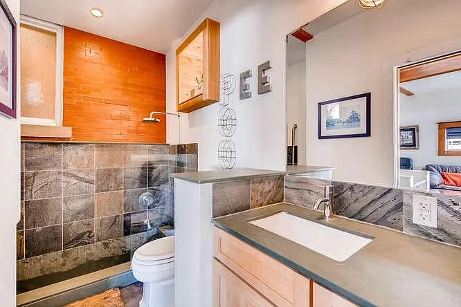 3039 W Highland Park Pl — Photo 8