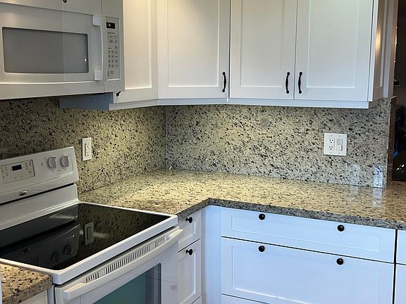 4th image of 2202 Lucaya Bend #C4
