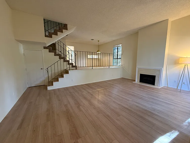 1122 Campbell St #1 — Photo 13