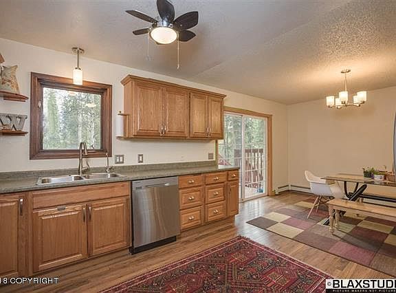 5th image of 2545 Carrie Lynn Dr