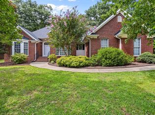 484 Moores Xing, Roebuck, SC 29376