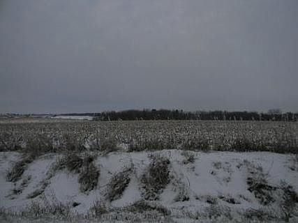 4th image of 2586 Teller Ave