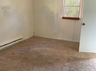 1312 Bedford Rd, Brookfield, OH 44438