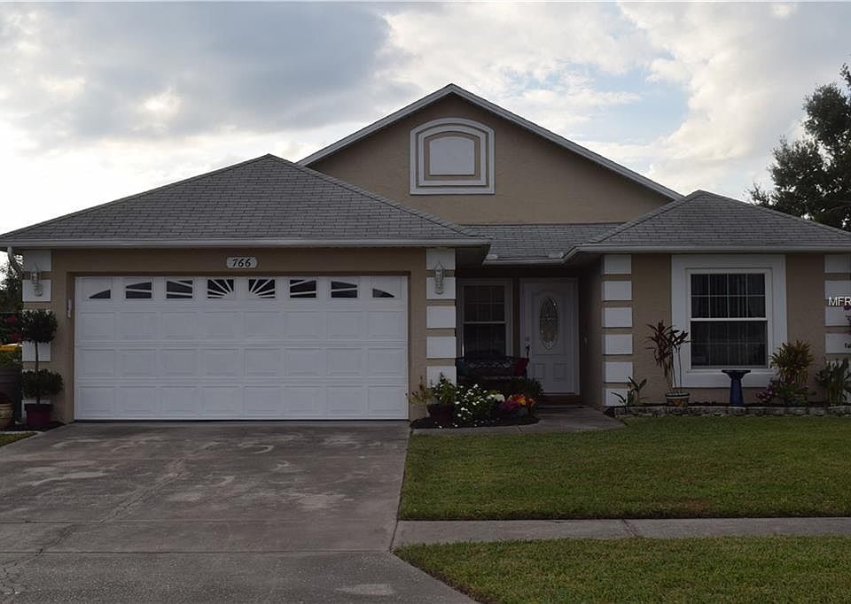 1st image of 766 Country Woods Cir