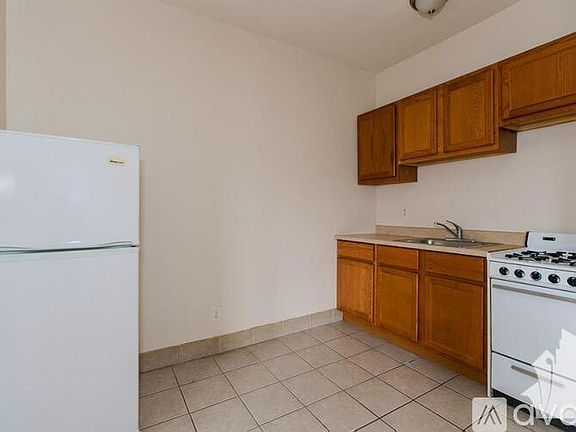 4th image of 4851 N Damen Ave APT 110