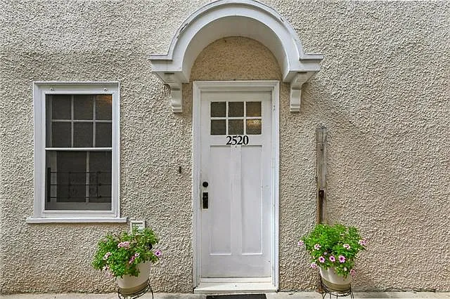 2520 Jefferson Ave — Photo 20