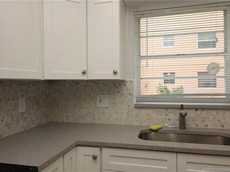 2950 SE Ocean Blvd #112101 — Photo 12