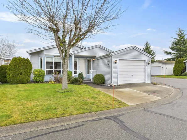 2345 Cranley Dr #17, Surrey, BC V4A 9G5