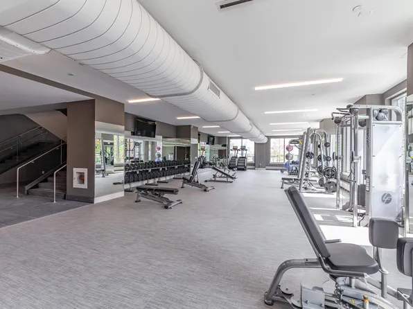 9 Avenue At Port Imperial image 37 of 50