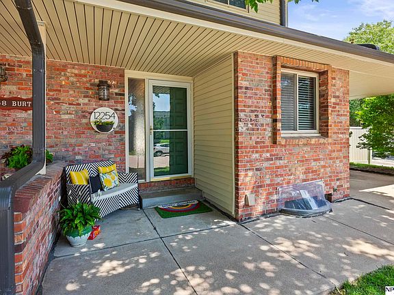 3rd image of 12254 Burt St #11B