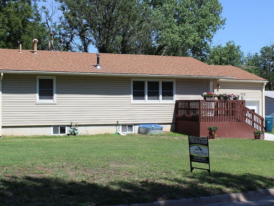 1st image of 712 Hillside Dr