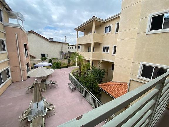 4th image of 120 N Moore Ave APT 204
