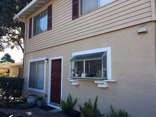 1st image of 2573 El Portal Dr APT B