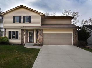 4842 70th Pl, Urbandale, IA 50322