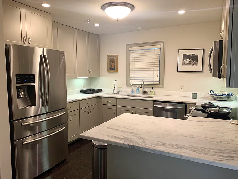 Ivory House — Photo 10