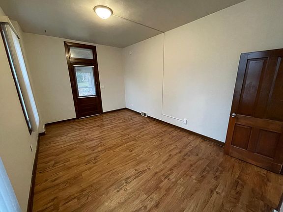 3rd image of 28 S 21st St #1
